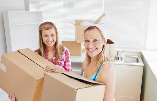 Local Barking removals specialists organizing a smooth relocation
